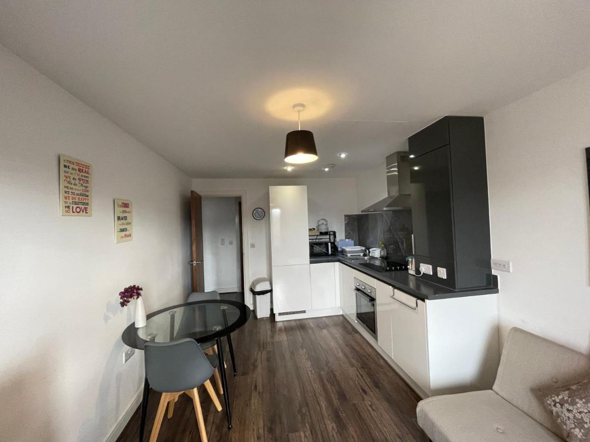 Modern Apartment Near Bullring Birmingham Esterno foto